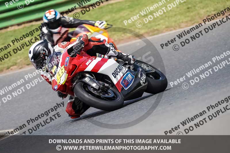 enduro digital images;event digital images;eventdigitalimages;mallory park;mallory park photographs;mallory park trackday;mallory park trackday photographs;no limits trackdays;peter wileman photography;racing digital images;trackday digital images;trackday photos